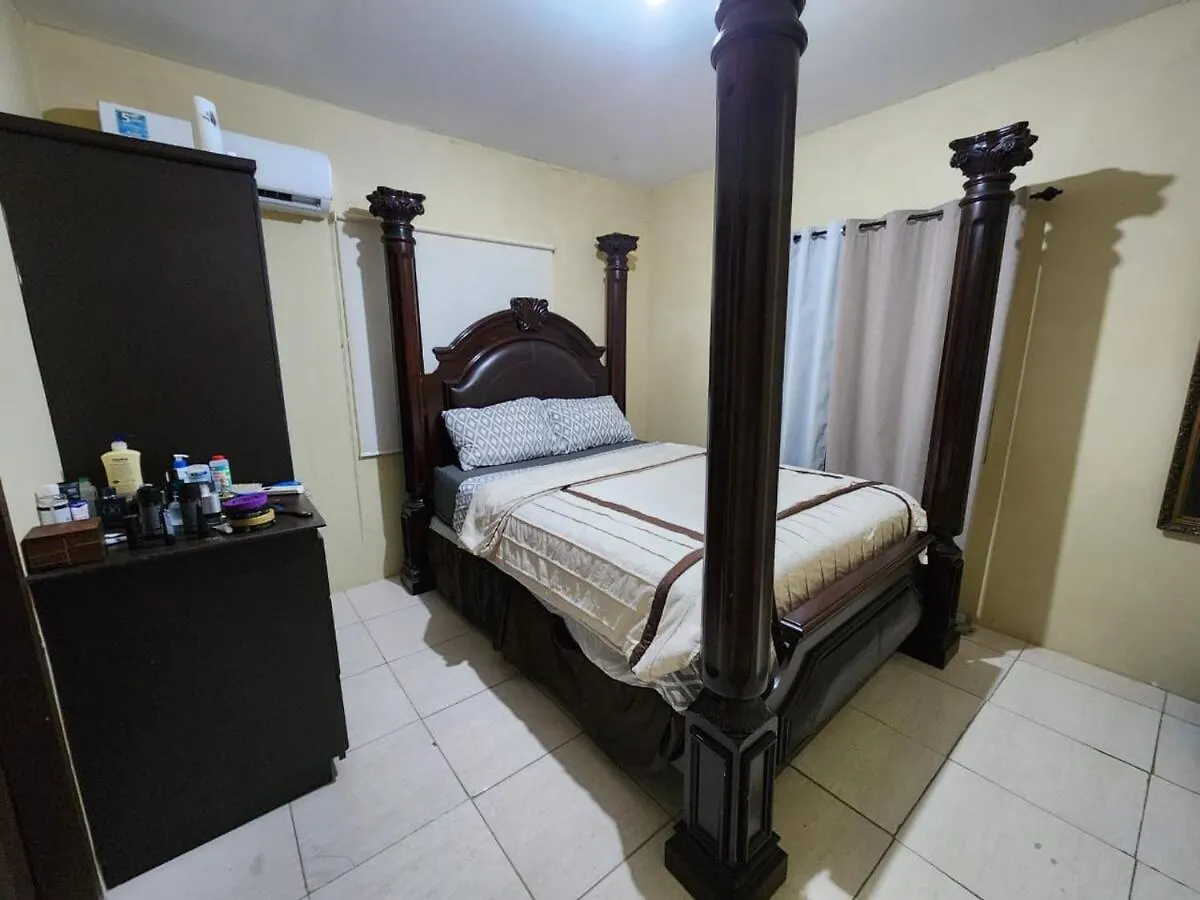 Apartment Mint Homes Saint Helena